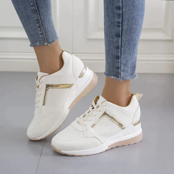 Amyra™ | Sneakers