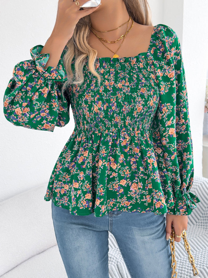 Benja - Elegant Floral Top with Ruffles
