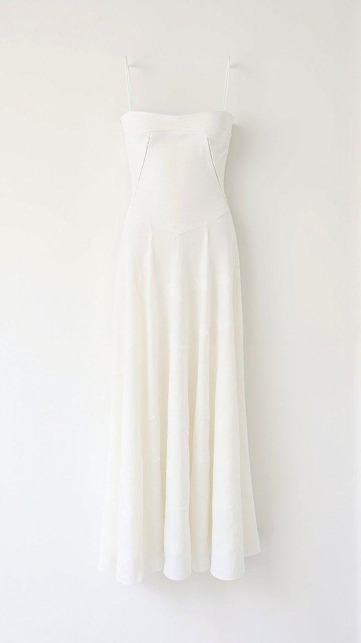 Pavia | Maxi wedding dress with thin straps and flowing design for women