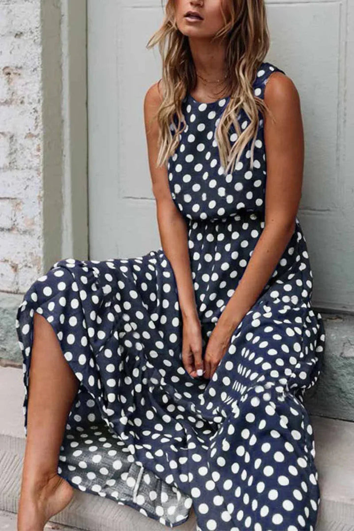 Hestia | Casual sleeveless maxi dress with polka dots