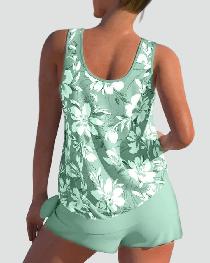 Ladies Tankini Set with Floral Print - Shaping Model