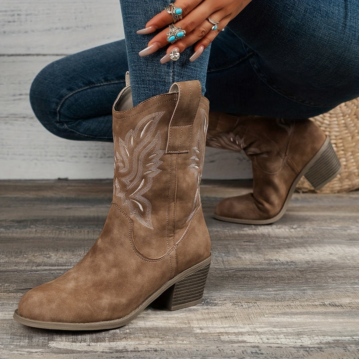 Ladies' Western Boots for Wide Calves with Embroidered Shaft