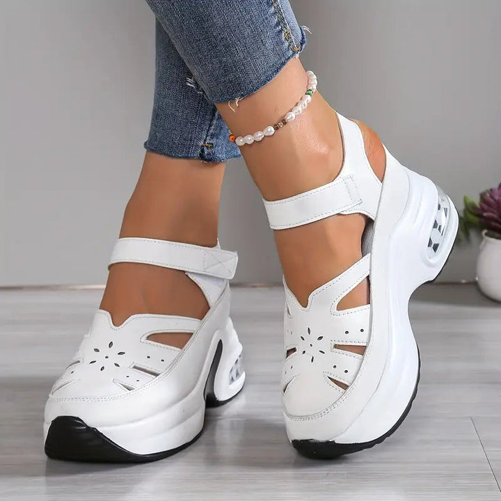 Béatrice™  |  Stable Platform Sandals