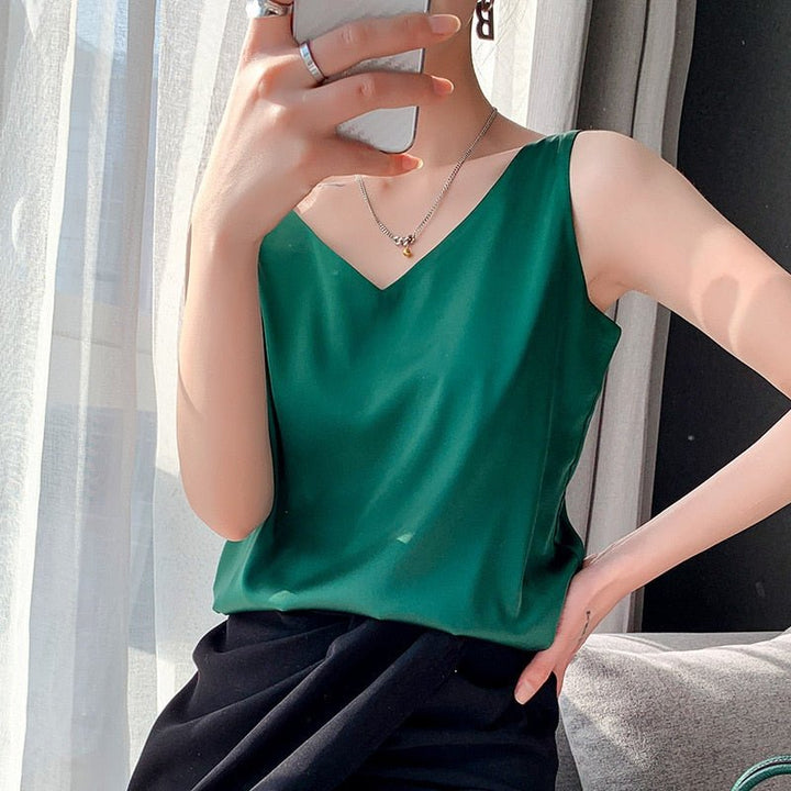 Yvonne | Stylish Satin V-Neck Top for Women