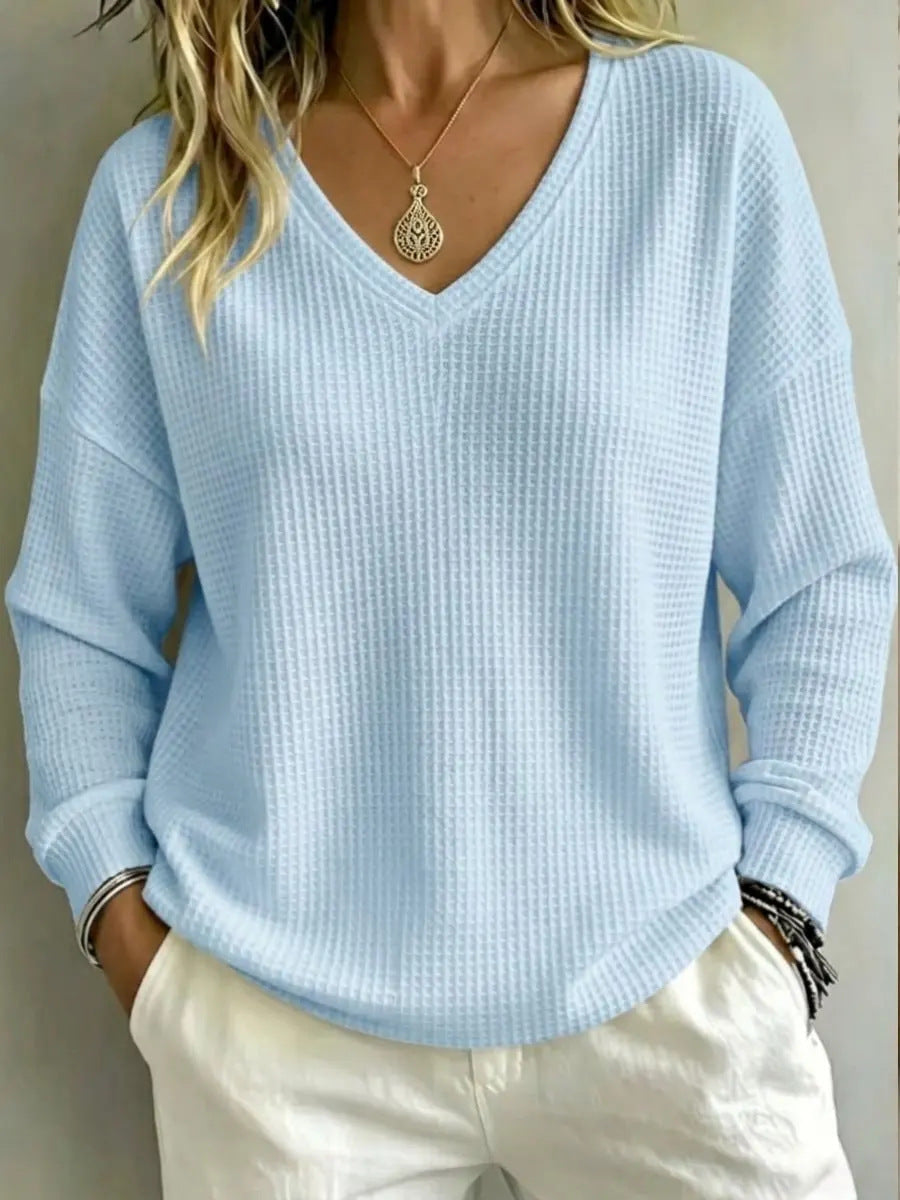 Casual V-Neck Pullover for Women – A Relaxed and Comfortable Style for Everyday Wear