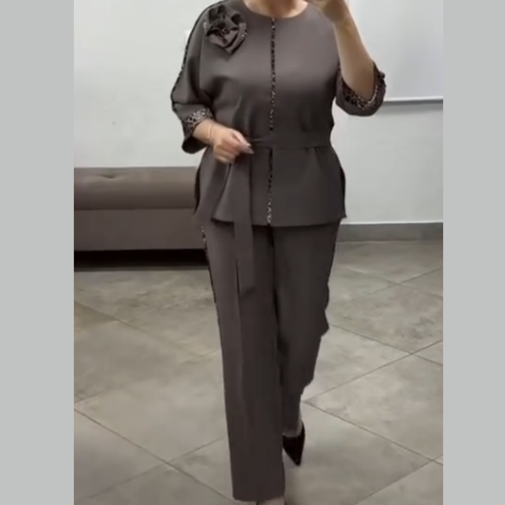 Zandri™  |  Elegant Women's Suit