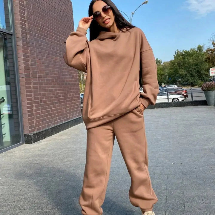 Emma | Warmer and Casual Women's Tracksuit