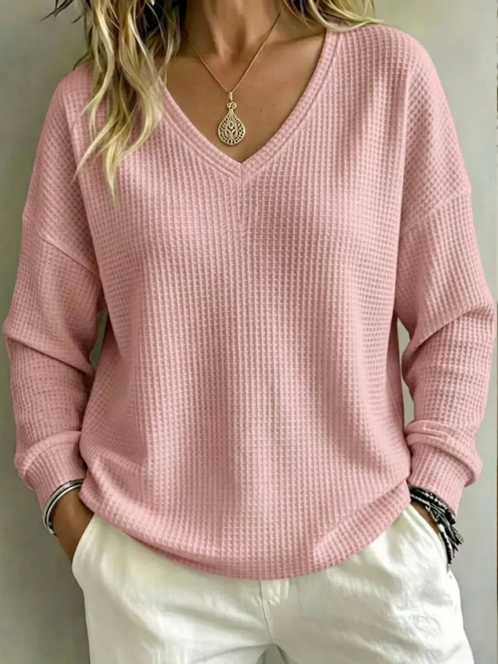 Casual V-Neck Pullover for Women – A Relaxed and Comfortable Style for Everyday Wear