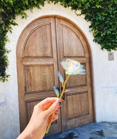 GlowPetal – Colorful Crystal Rose