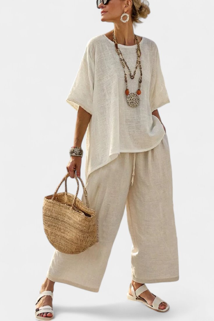 Clara | Airy and Modern Women's Two-Piece Set
