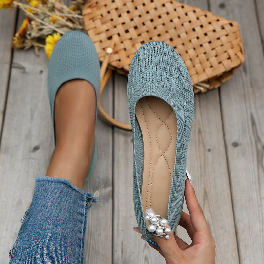 Lara | Slip-On Flat Orthopaedic Shoes with Closed Design