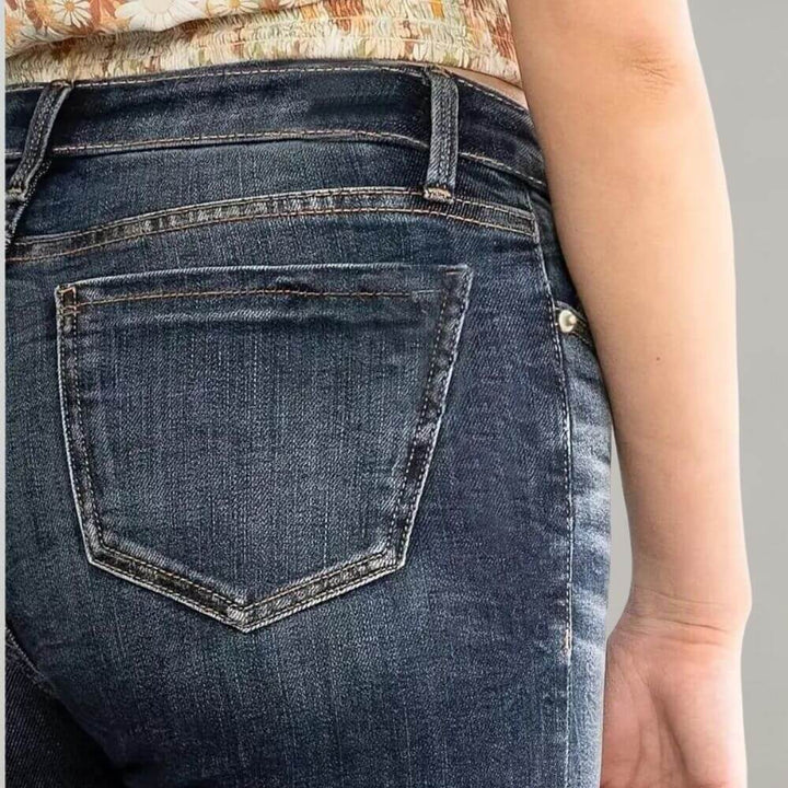 Women's Mid-Waist Slim Fit Stretch Flared Jeans, view 10 - Elena Harper