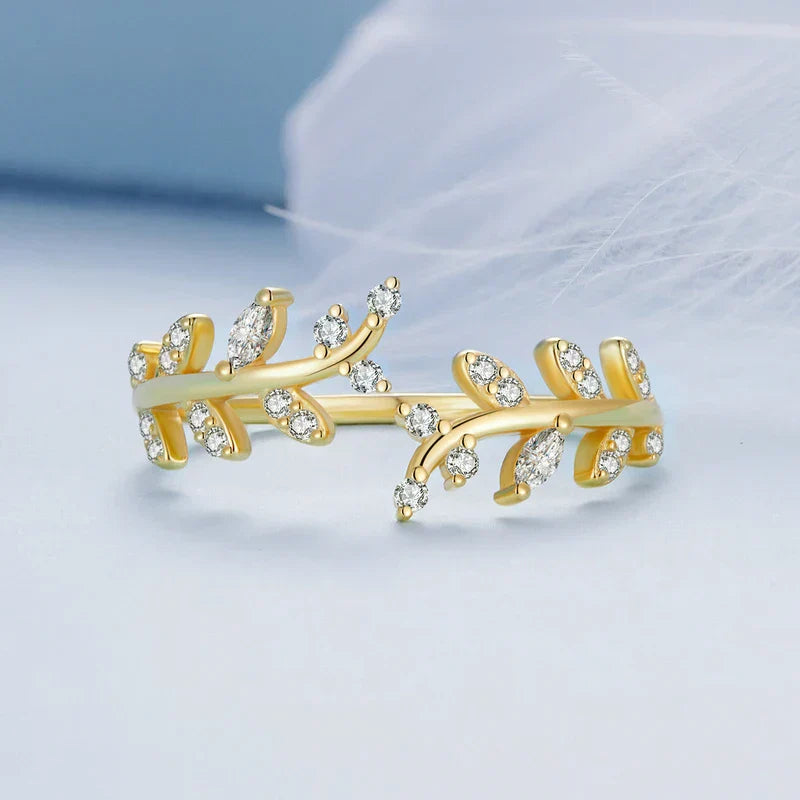 Kaelirisse™  |  Zirconia Ring 18k Gold