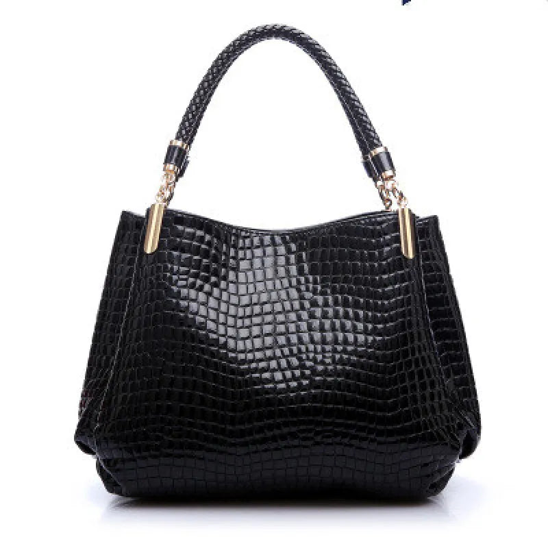 Women's Shoulder Bag with Shiny Effect Texture - Isadora