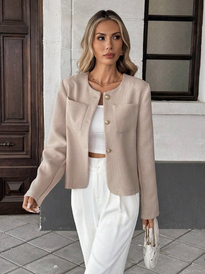 Short women's tweed jacket - Chic and elegant