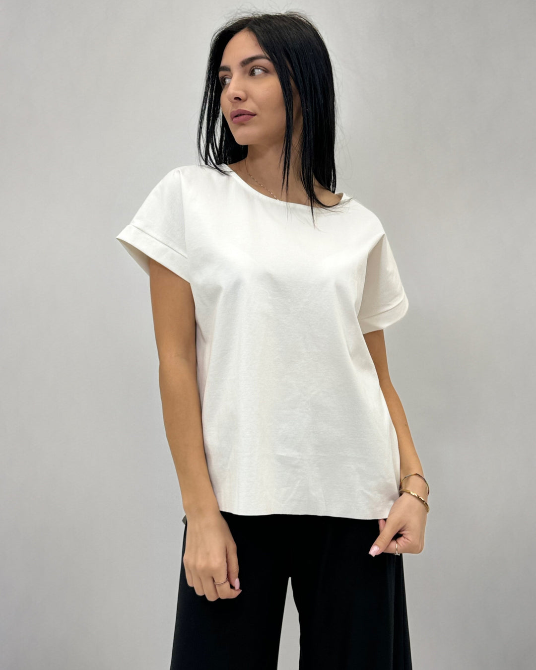 Petra™  |  Short Sleeve Plain Top