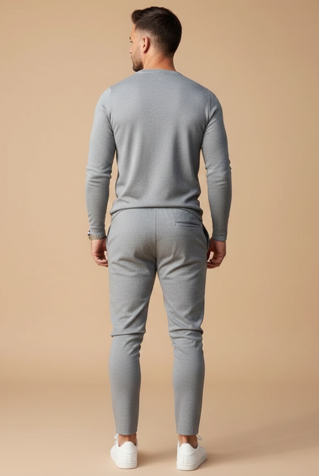 Men's Slim Fit Set – Long Sleeve Top and Slim Leg Pants with Drawstring for Casual Use