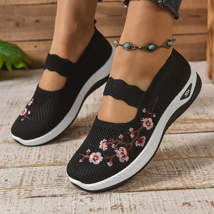 Risa™ | Comfortable Shoes with Supportive Footbed