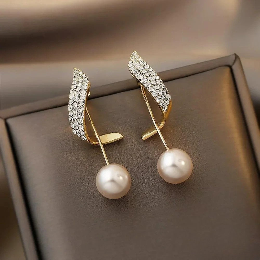 Pearl™  |  Delicate Earrings