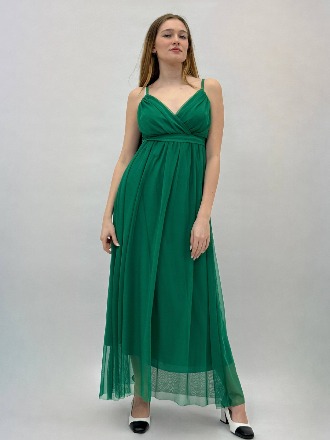 Gisella™ flowing dress by Emma & Rose Cape Town, elegant abiti with soft fabric and a graceful silhouette.