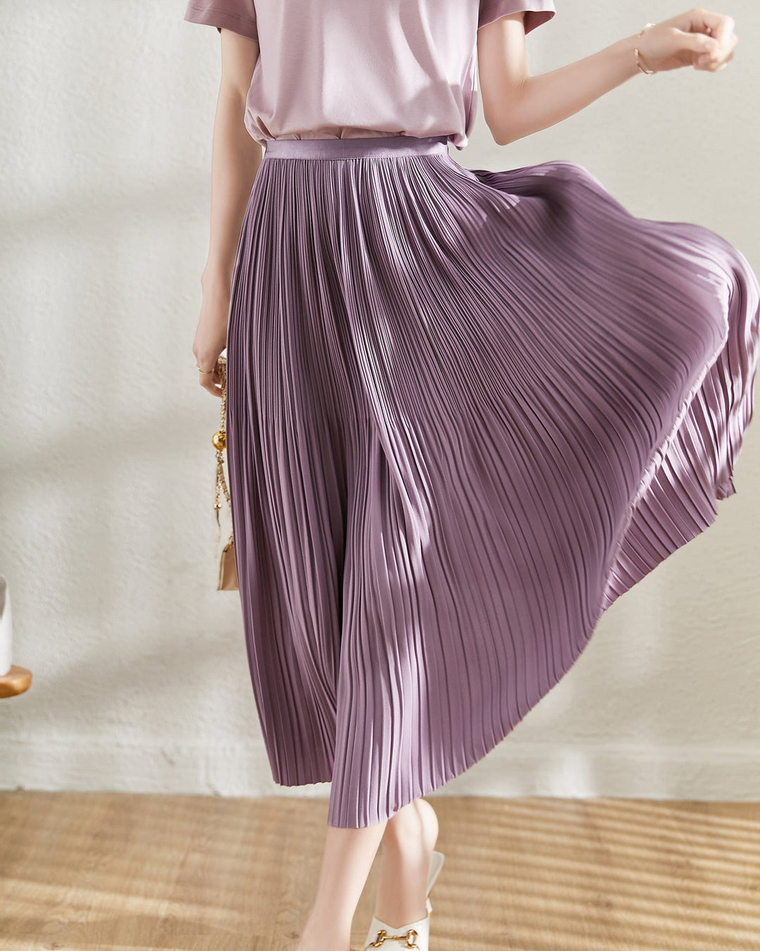 Mid-Length Pleated Skirt in Solid Color | Perfect for Autumn