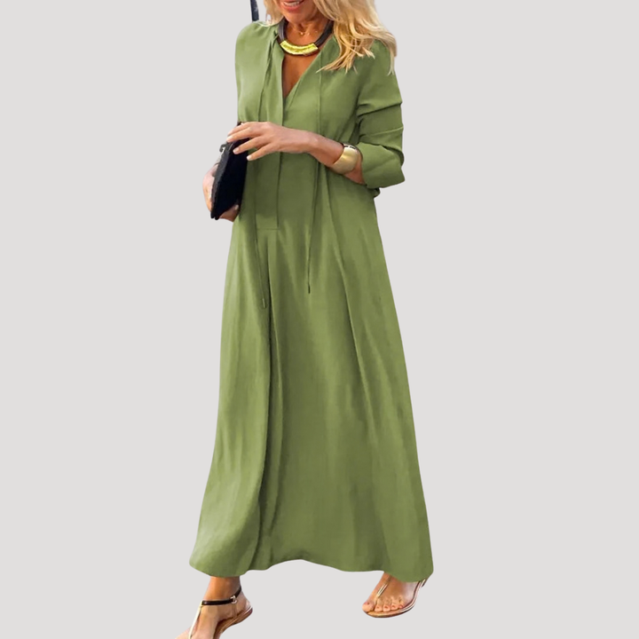 Chic Long Flowing Dress with Long Sleeves