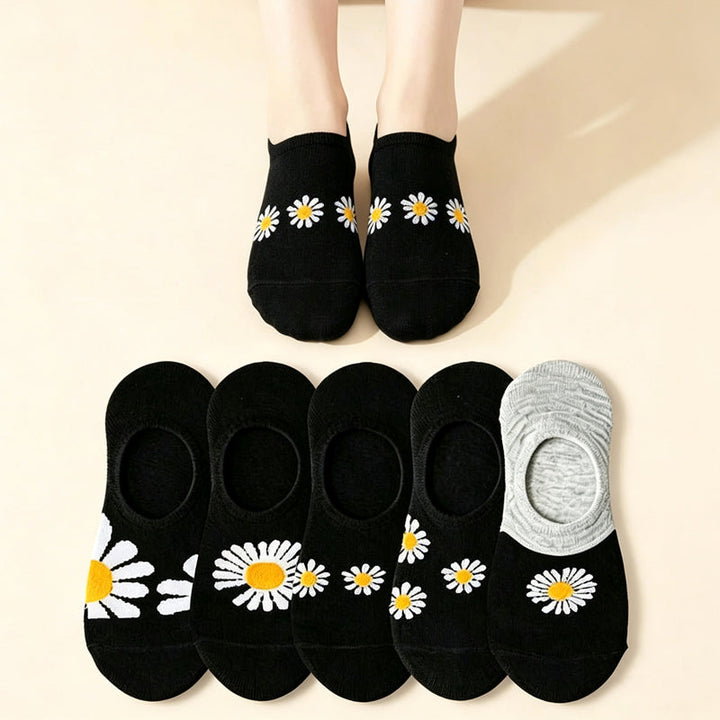 Casual Socks with Chrysanthemum Patterns