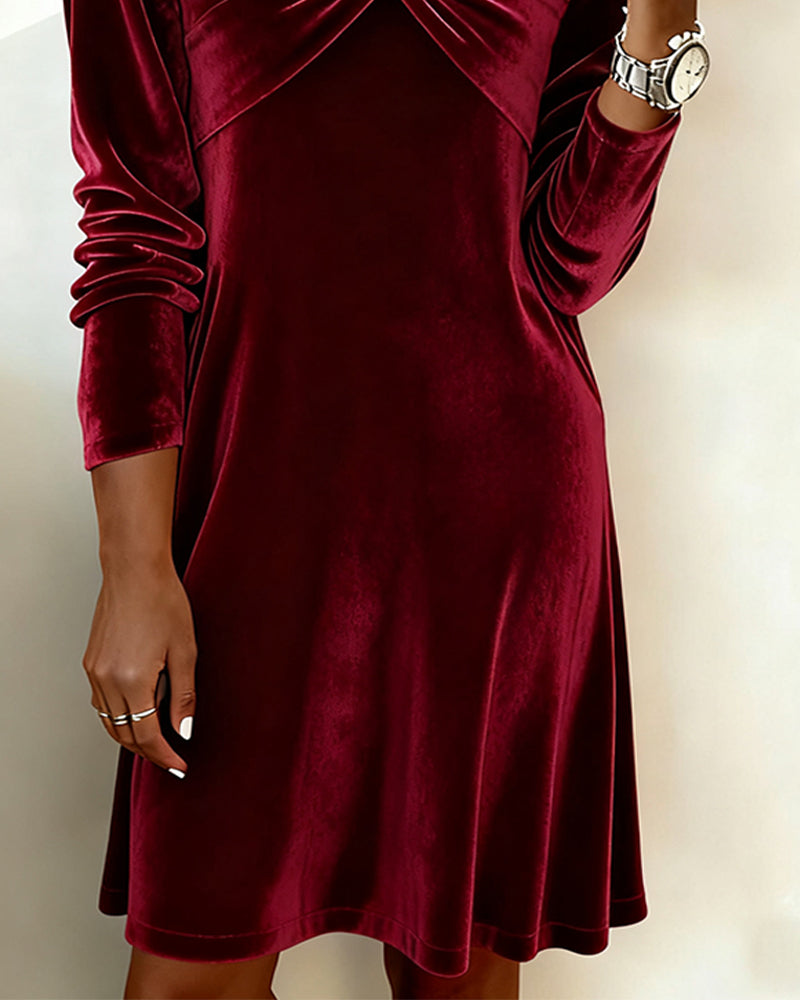 Anna Loose Fitting Velvet Dress - Elena Harper