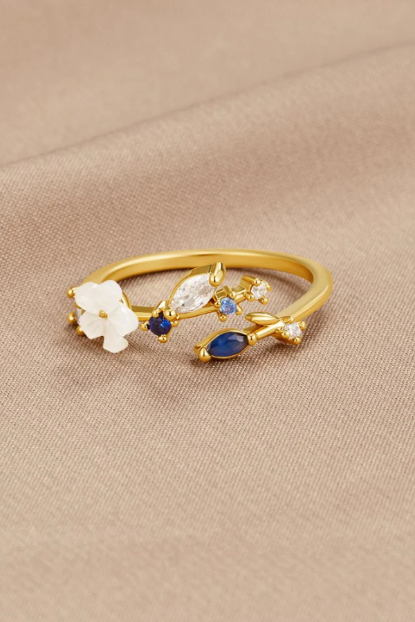 Kaia | Blossom Ring