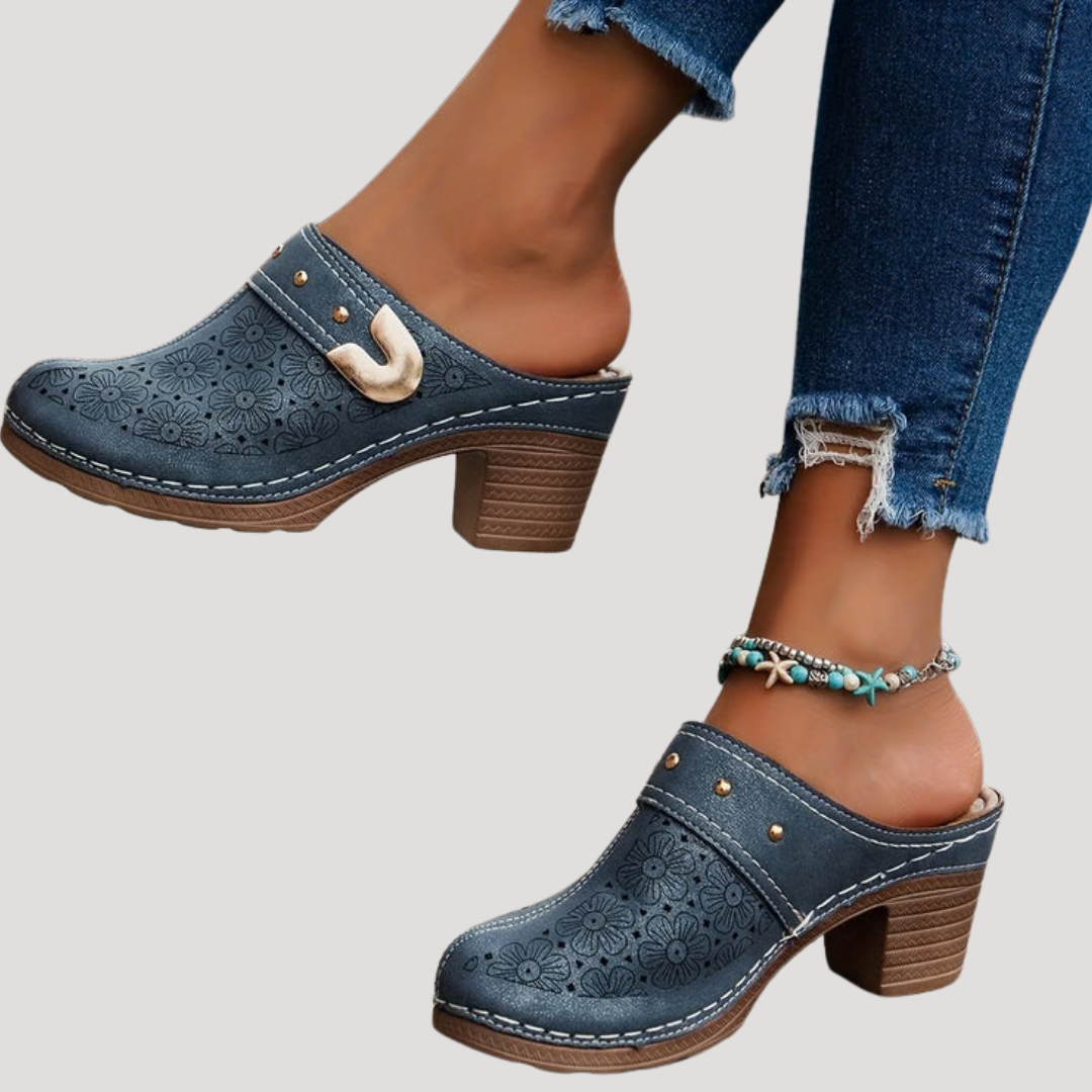 Women's Heeled Clogs