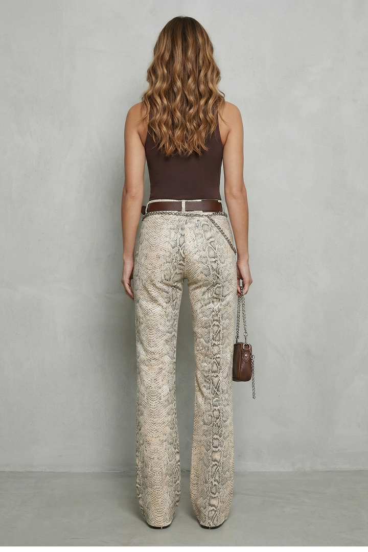 Seraphielle – Snake print elegance – Palazzo jeans