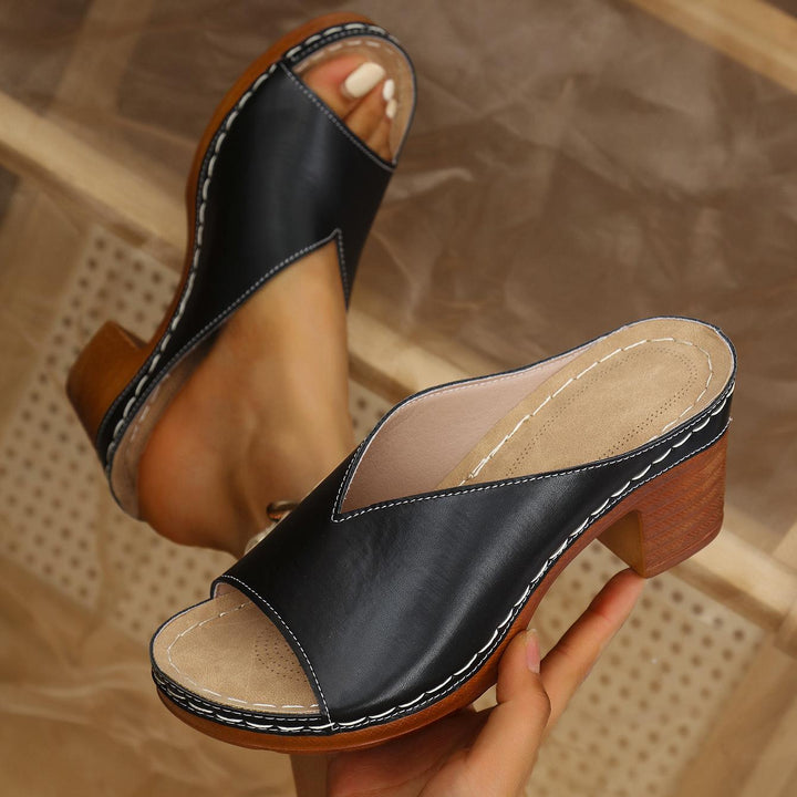 Nadia - Orthopaedic Sandals