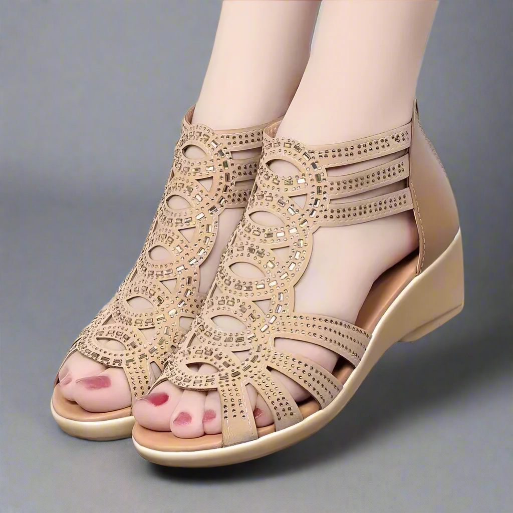 Una™  |  Roman Sandal