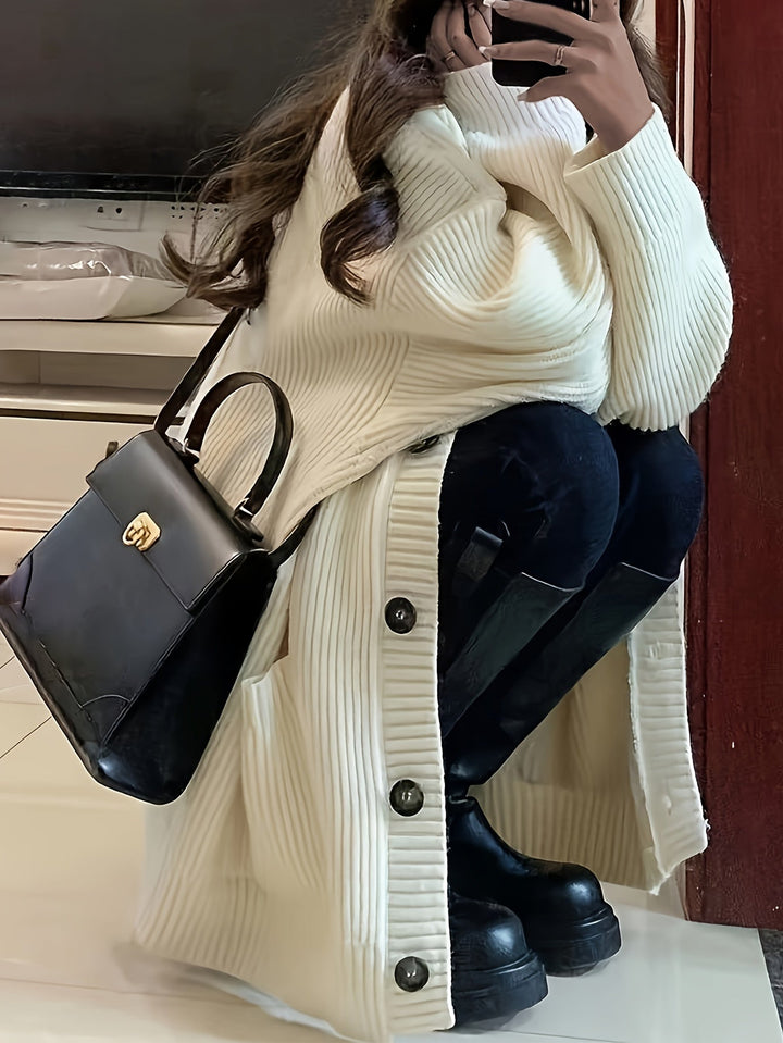 Charlotte - Elegant Oversized Buttoned Cardigan