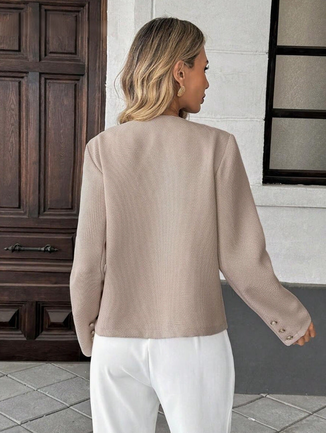 Short women's tweed jacket - Chic and elegant