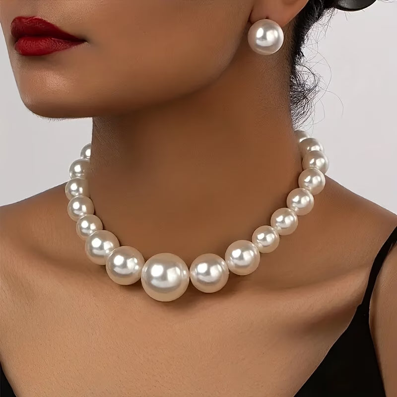Women's Elegant Pearl Necklace & Earring Set