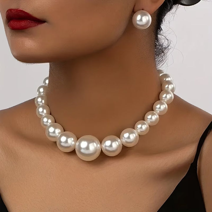 Women's Elegant Pearl Necklace & Earring Set