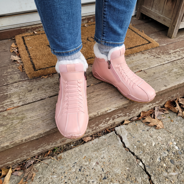 Greta | Cozy and Supportive Snow Boots