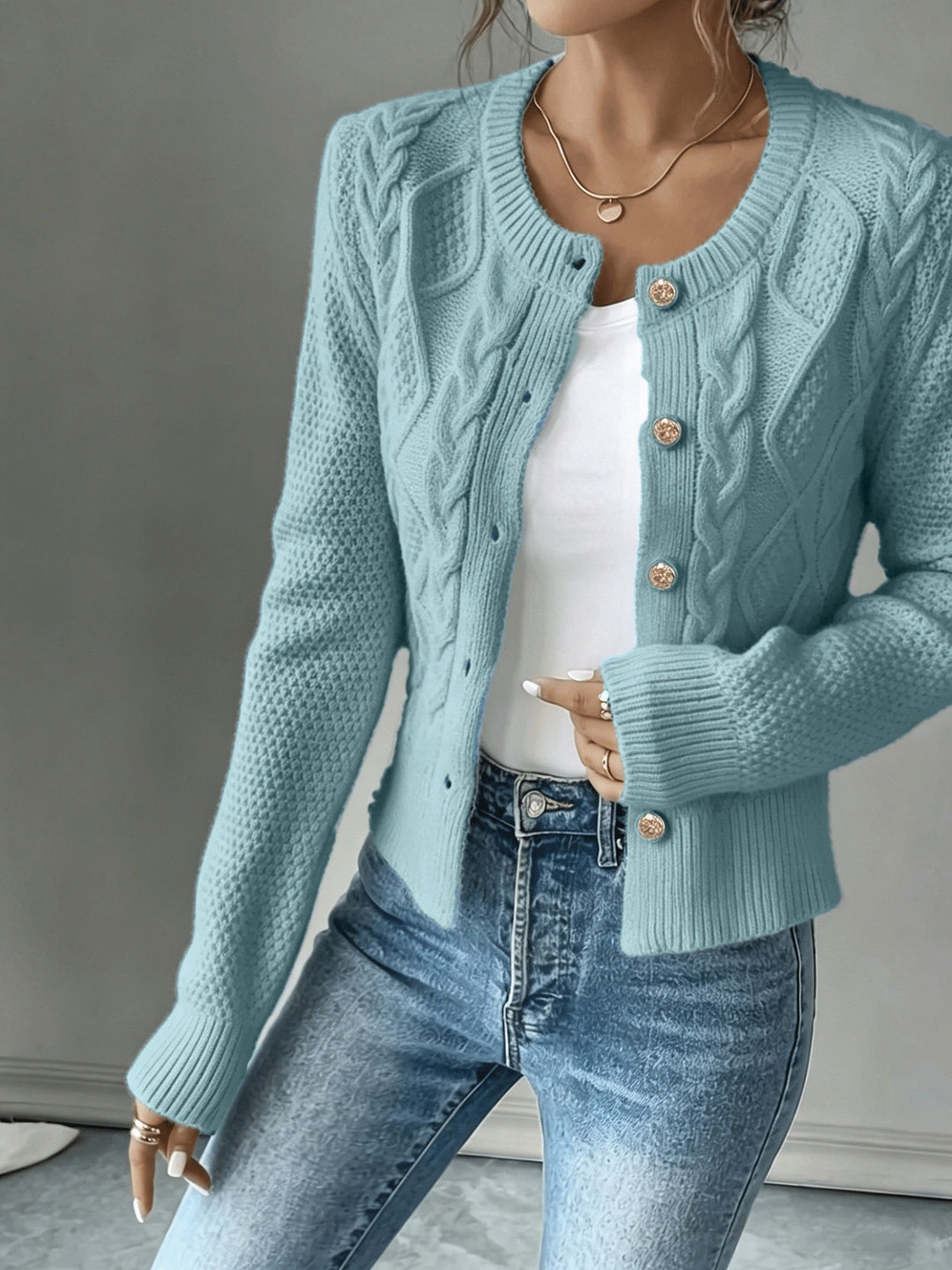 Isabelle - Elegant Twisted Knit Cardigan with Round Neck