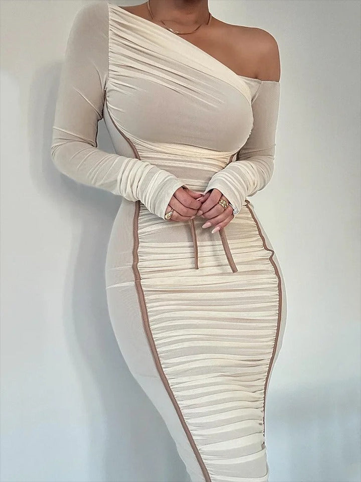 Farys - Elegant long dress with details