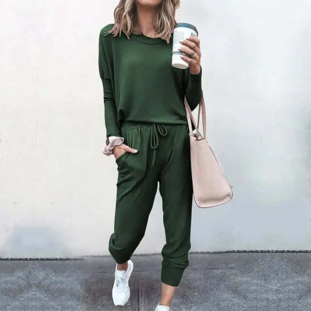 Women's Loose Tracksuit Set for Casual Comfort, view 5 - Elena Harper