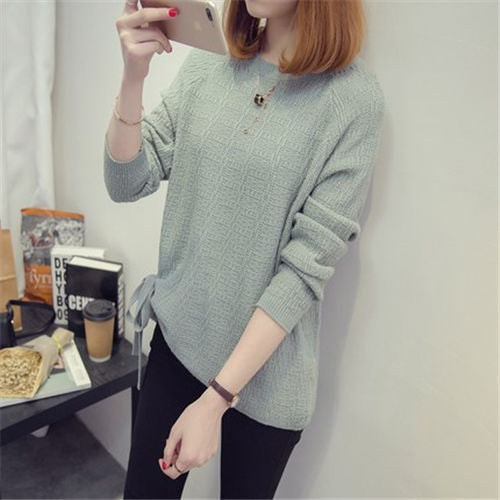 Loose Women's Sweater with Round Neck Plus Size - Comfortable and Versatile