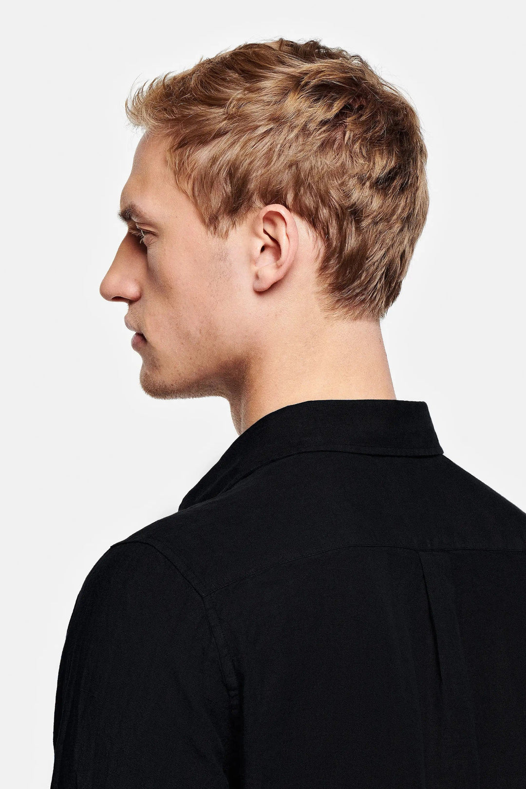 Puento Fortade Black Linen Shirt Regular Fit Essential Black, view 6 - Elena Harper