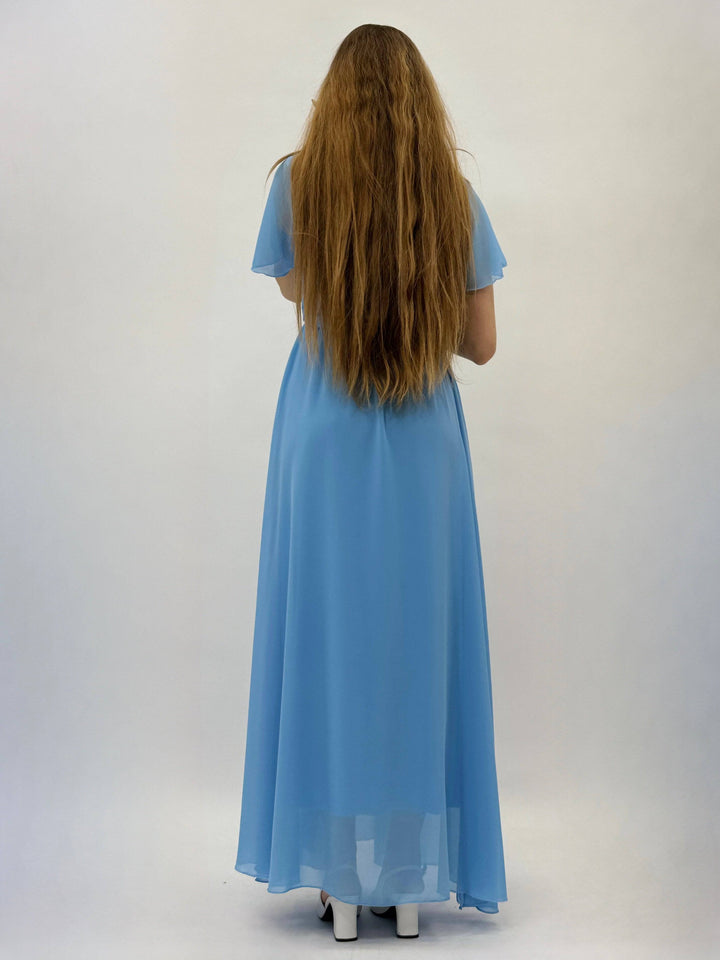 Emma & Rose Cape Town Margot™ flowing dress in lightweight fabric with a relaxed fit and elegant silhouette.