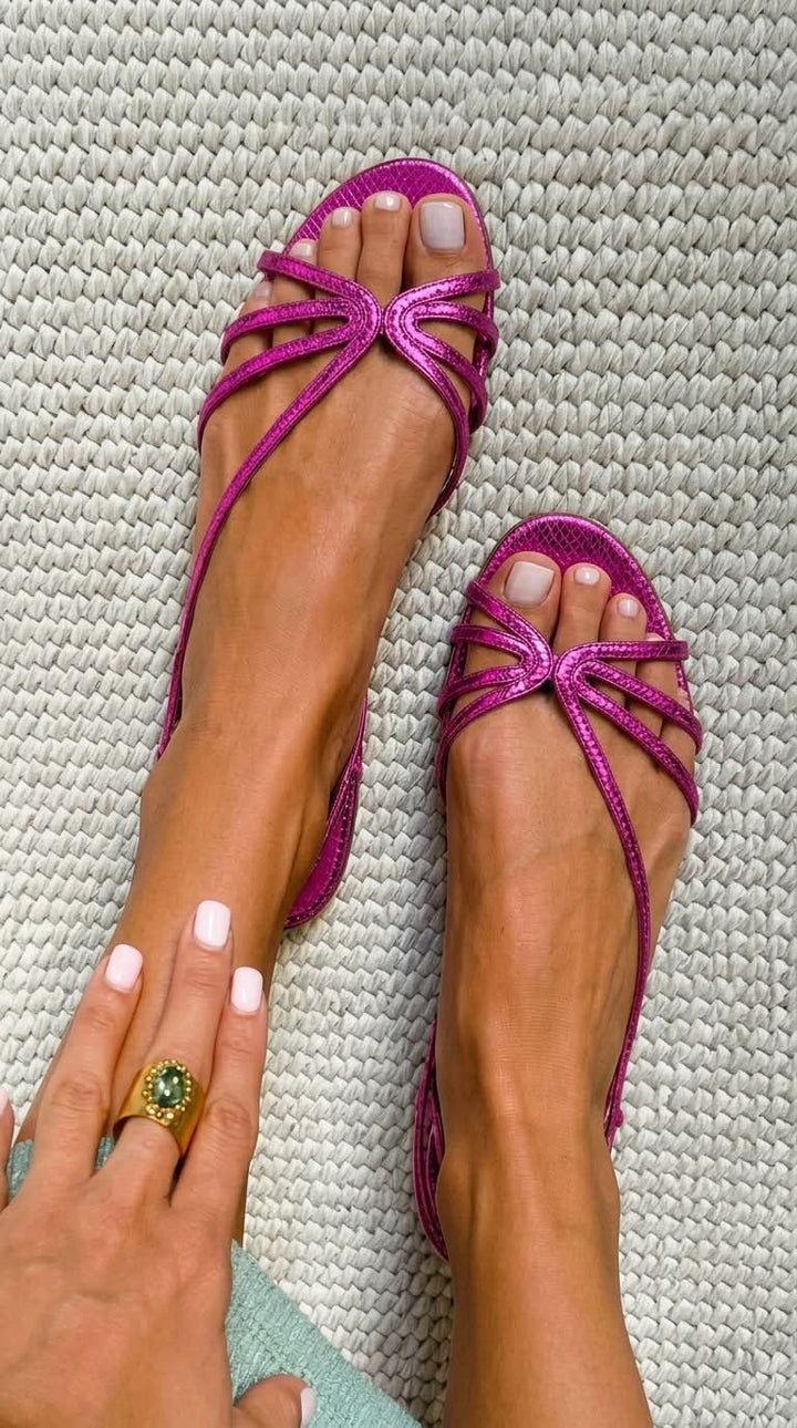 Tiffany | Golden Sandals Summer Essence