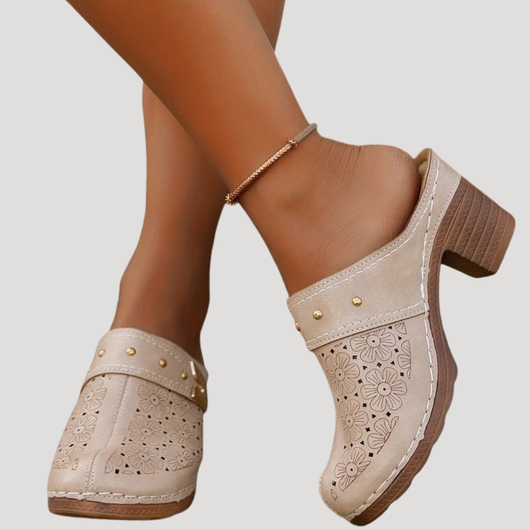 Women's Heeled Clogs