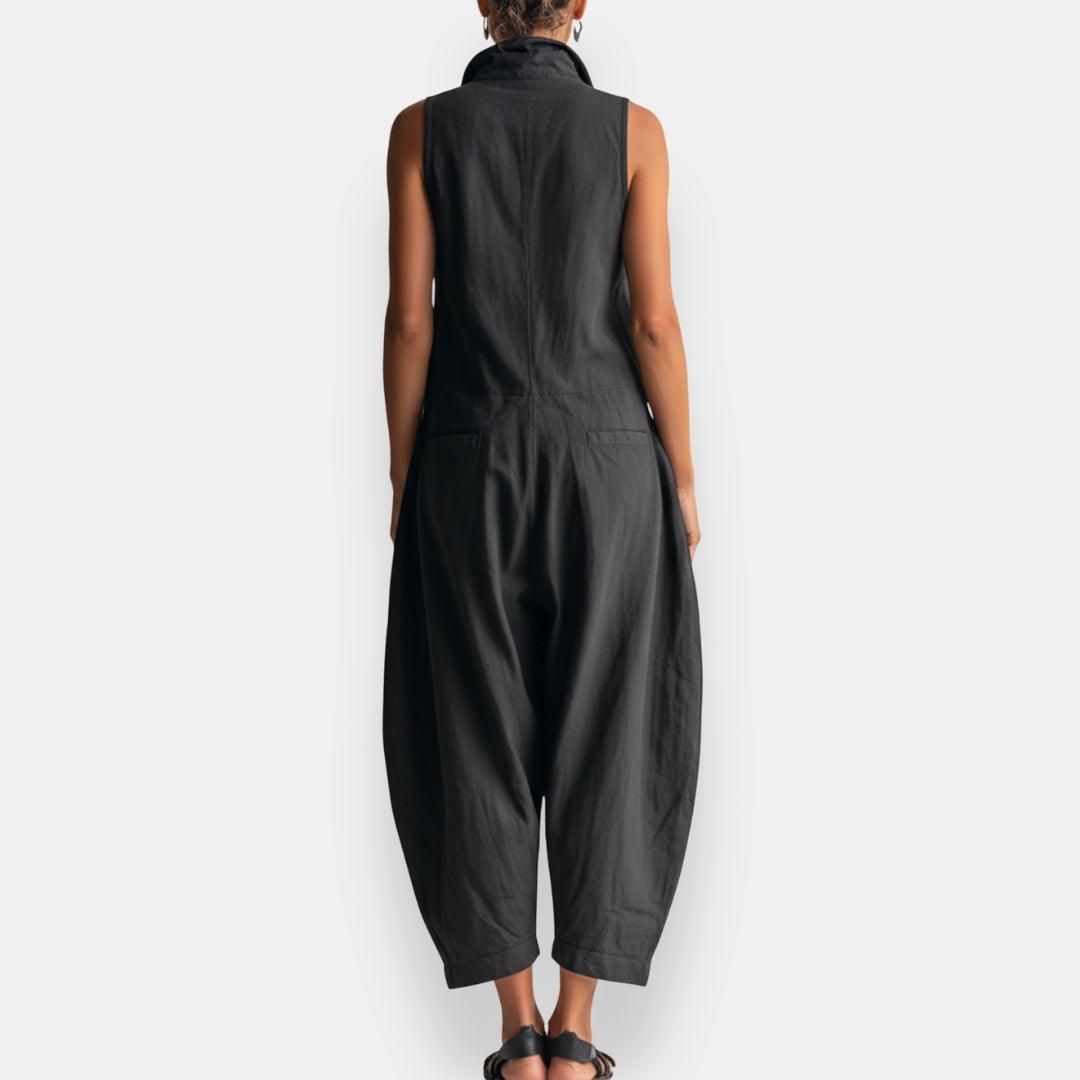 SLEEVELESS CARGO JUMPSUIT FOR WOMEN