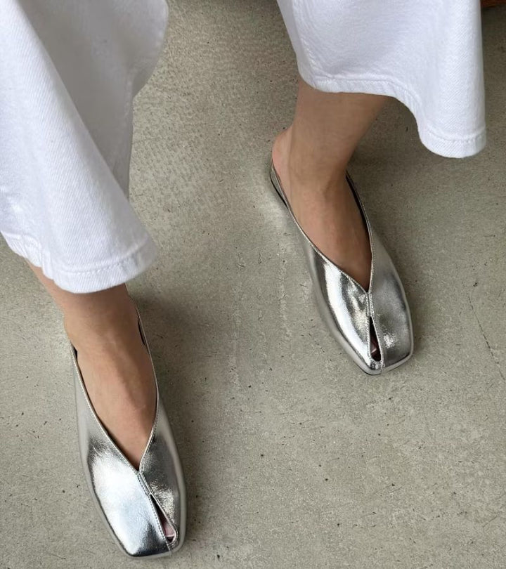 Delia | Mule Flat in Pure Leather for Walking in Freedom