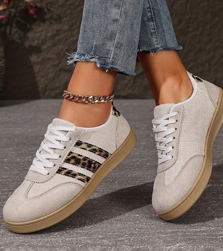Lilia | Sneakers with Intelligent Fatigue-Reducing Sole