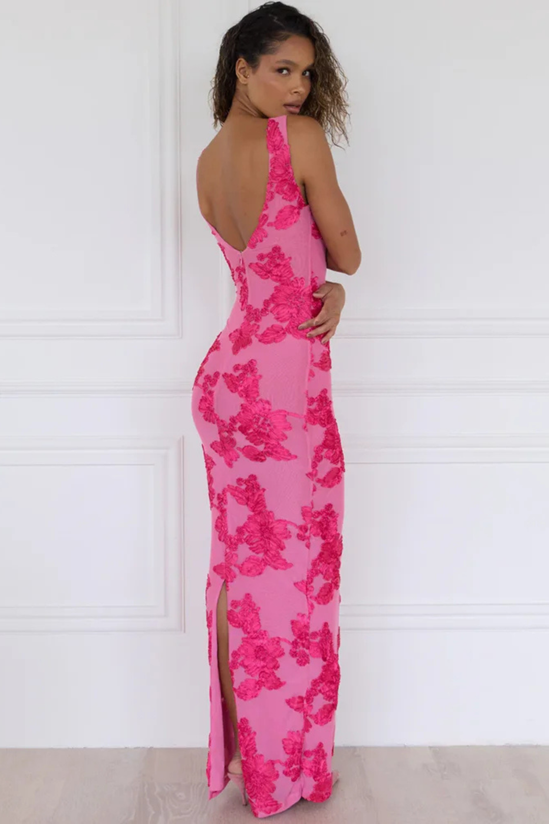 Emma & Rose Cape Town Amara Maxi Dress featuring a flowing fabric and elegant design, perfect for summer occasions.